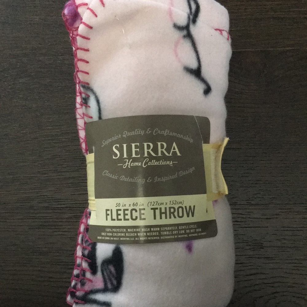 Sierra Home Collections Fleece Throw